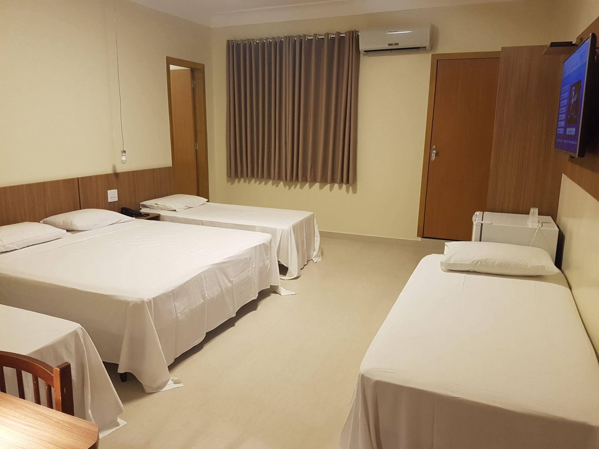Oft Place Hotel Goiânia Zewnętrze zdjęcie